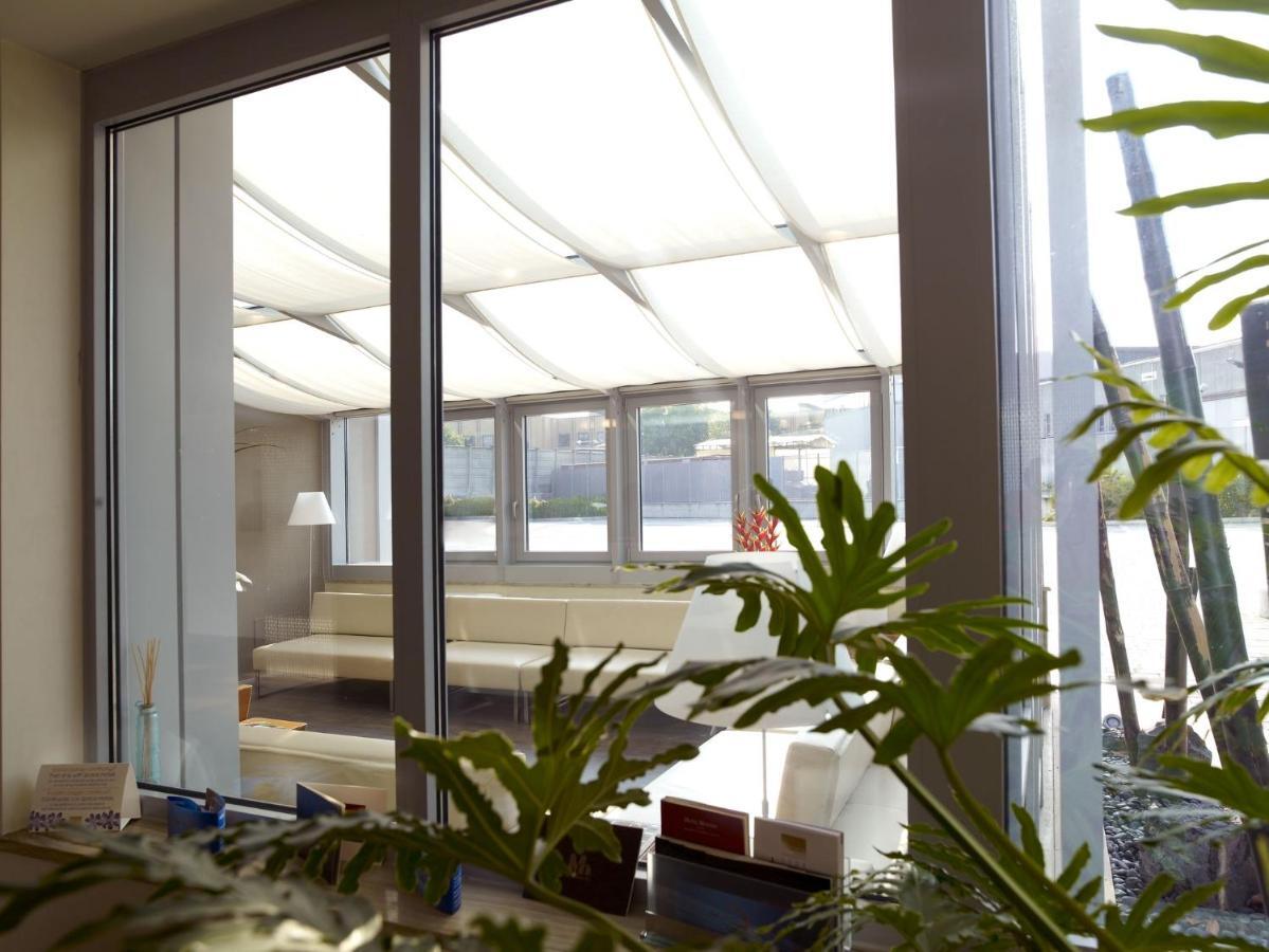 Hotel Montini Linate Airport Peschiera Borromeo Exterior foto